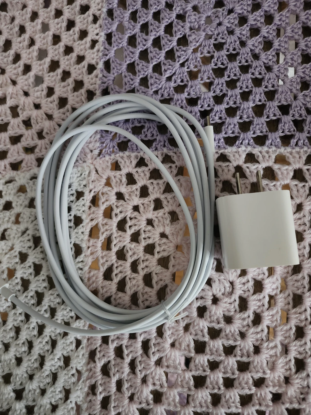20W USB-C Wall Charger and Long Cable - photo 2