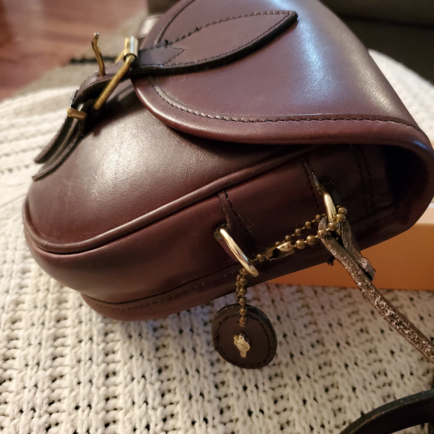 Vintage ROOTS 1976 Leather/Suede Crossbody Saddlebag - photo 4