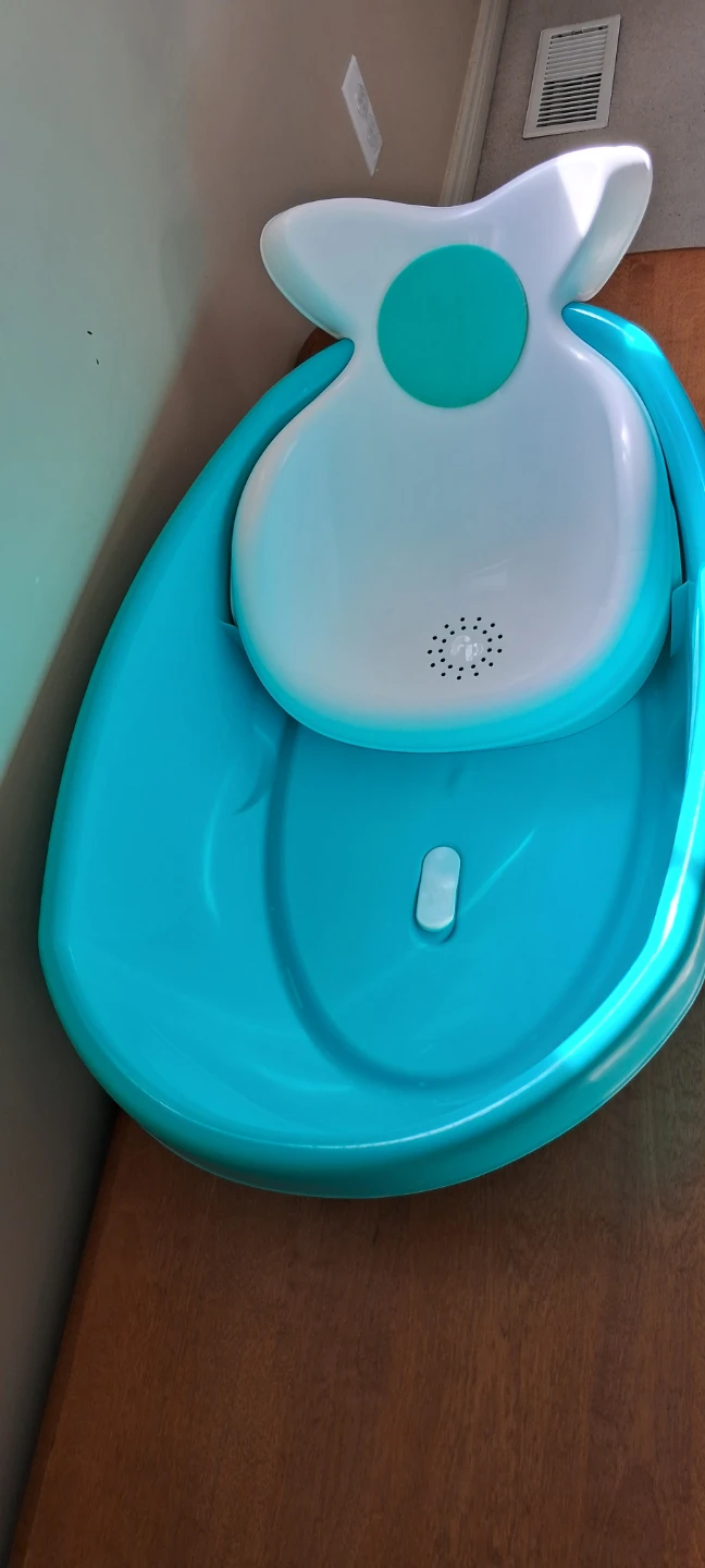 Fisher-Price Whale Baby Bath Tub - photo 2