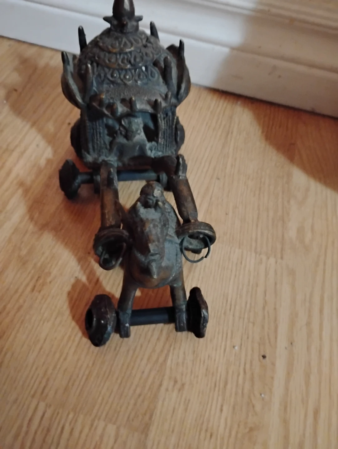 Vintage-style Metal figurine - Horse Carriage (Indian heritage) - photo 4