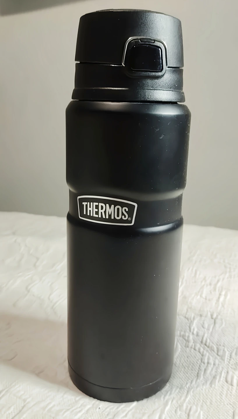 Thermos Stainless Steel Vacuum Insulated Bottle