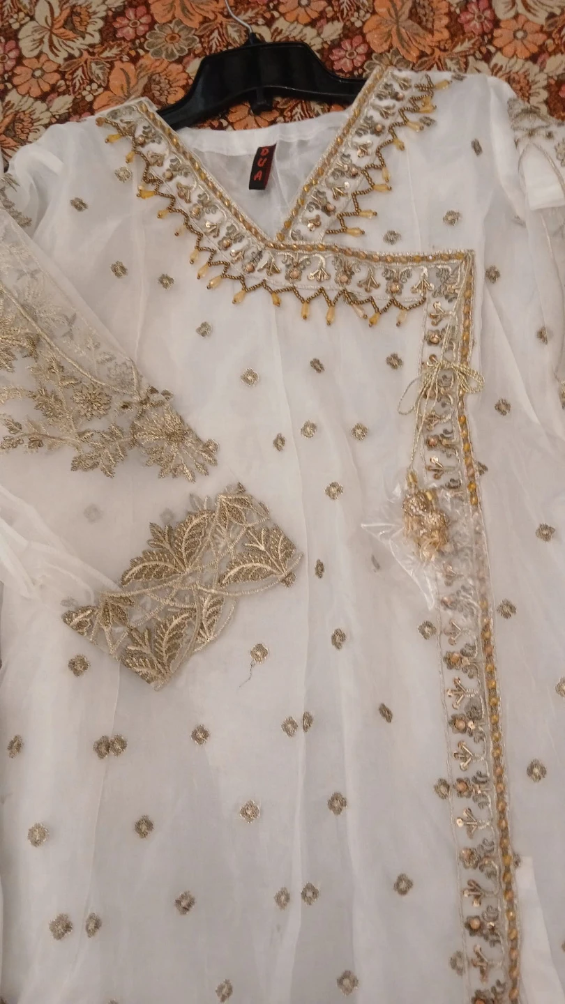 White Kurti with Gold Embroidery - photo 2