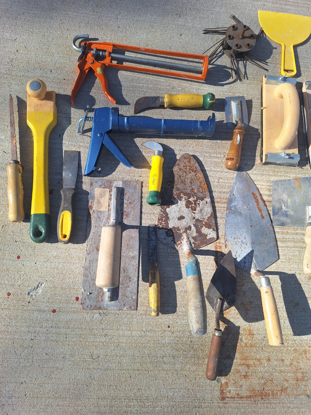 Drywall/Painting Tools Assorted - photo 2