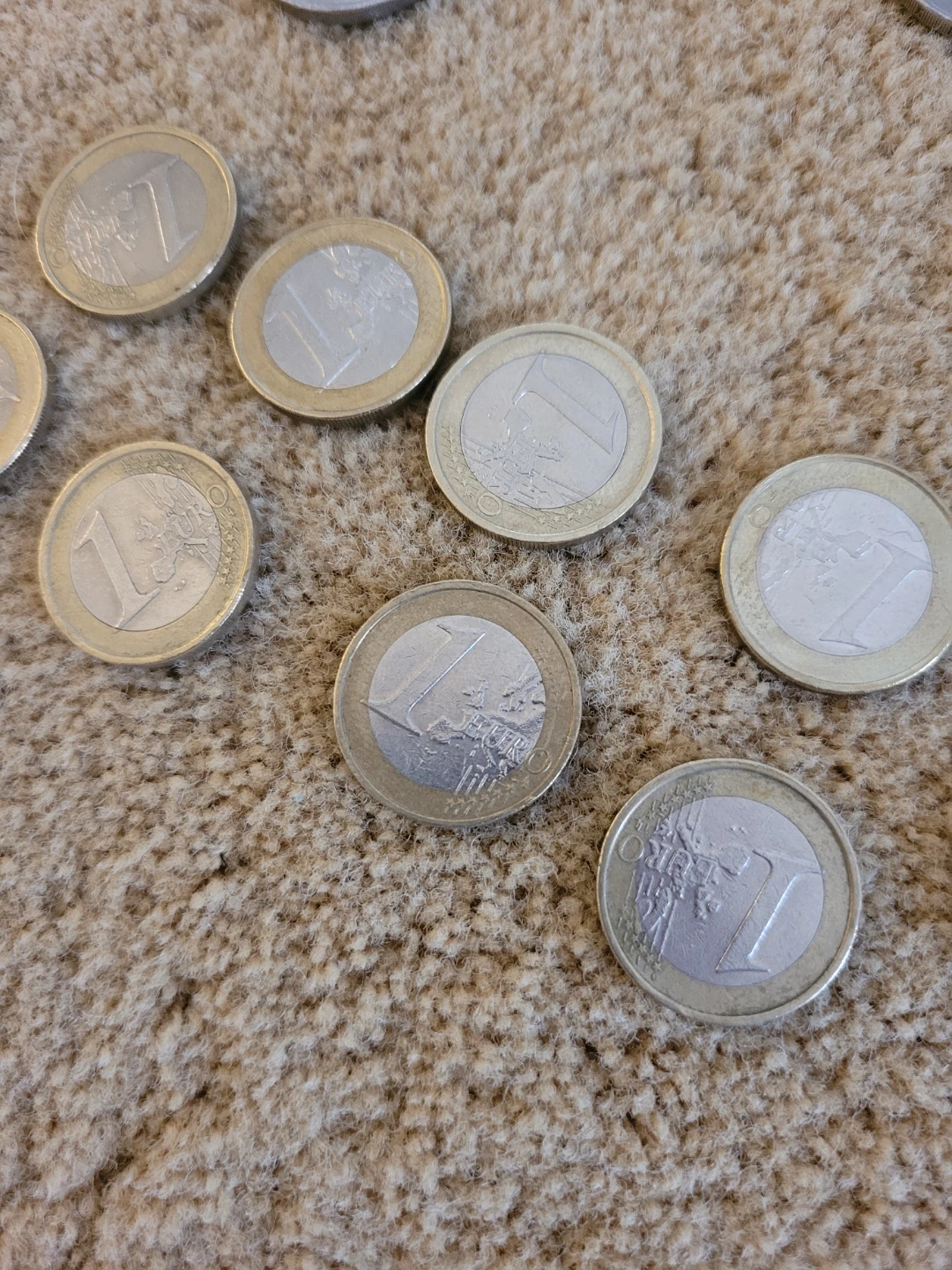 35 Euro Coins - photo 3