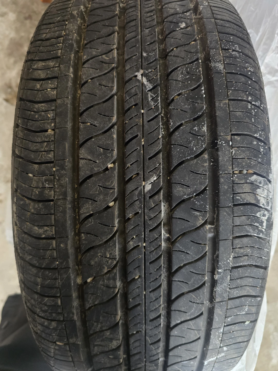 Continental 235/40 R18 Tire - photo 3