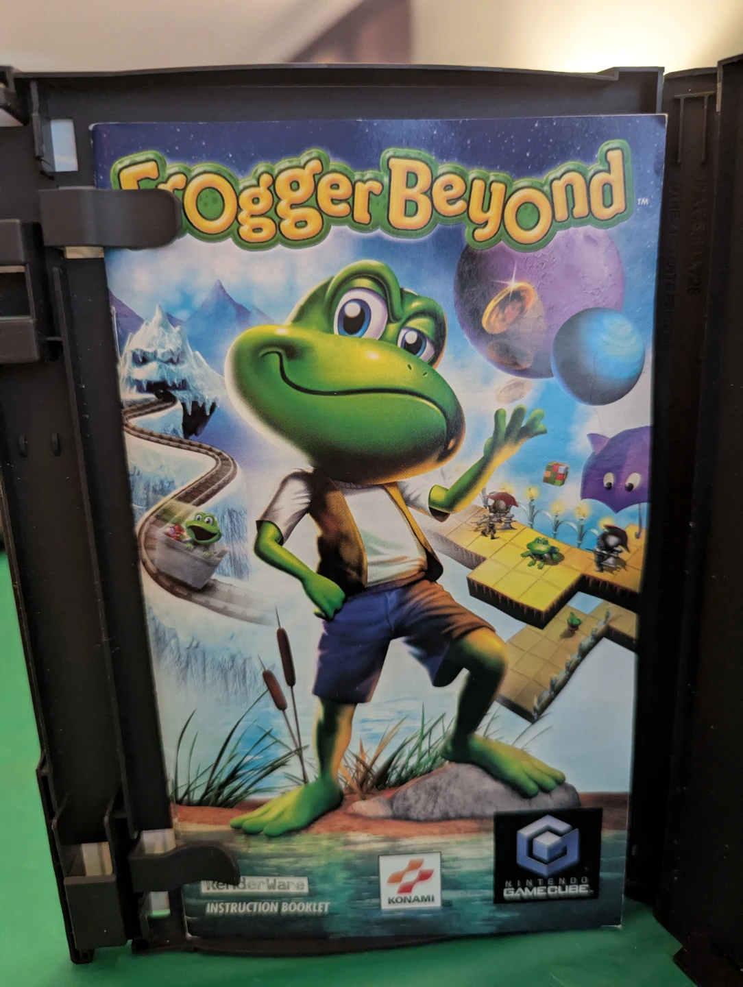 Nintendo Game Cube Frogger Beyond game - photo 4
