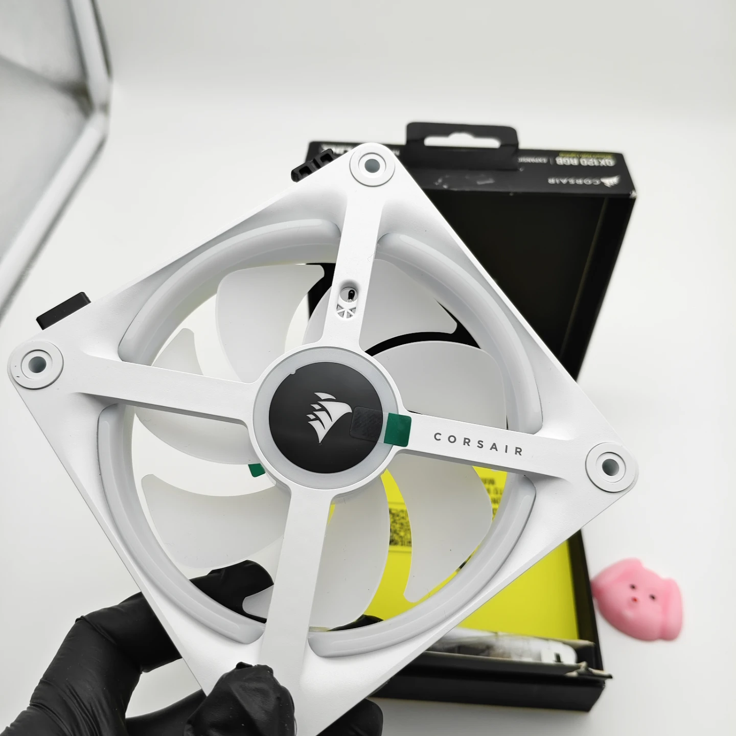 Corsair QX120 RGB Fan Expansion Kit - photo 5