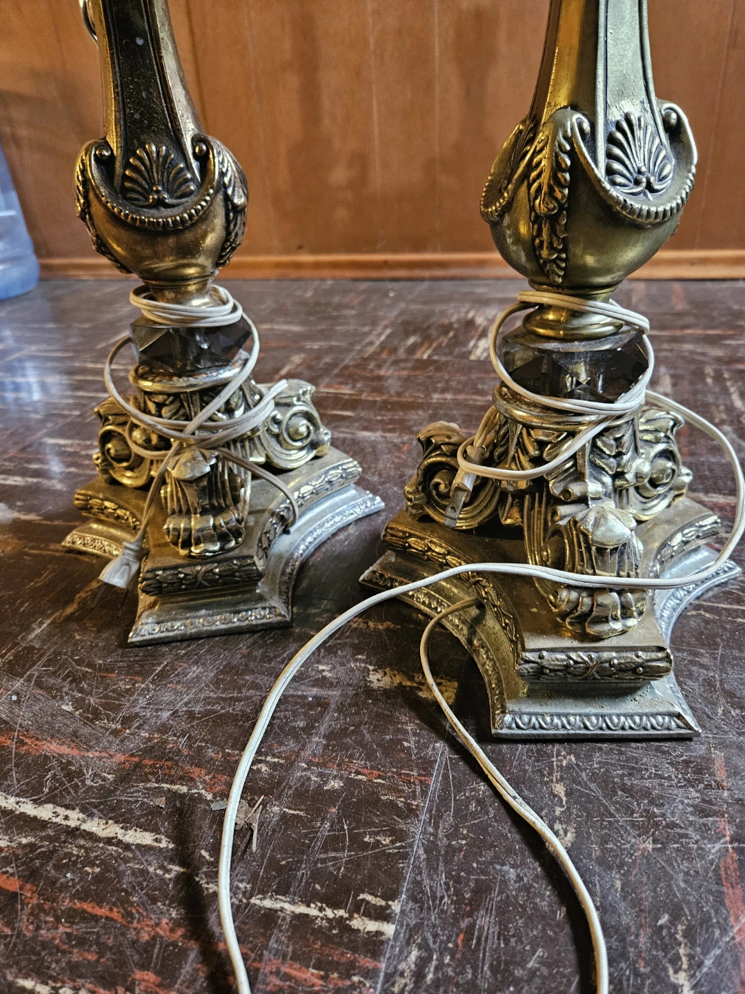 Pair of Vintage Ornate Table Lamps - photo 4