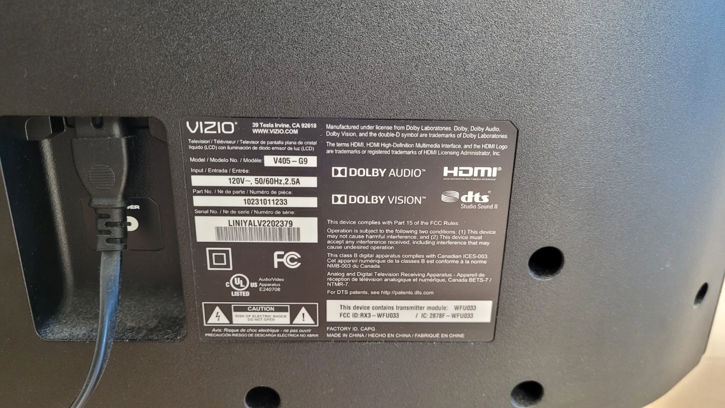 VIZIO 40-inch TV with Remote (V405-G9) - photo 3