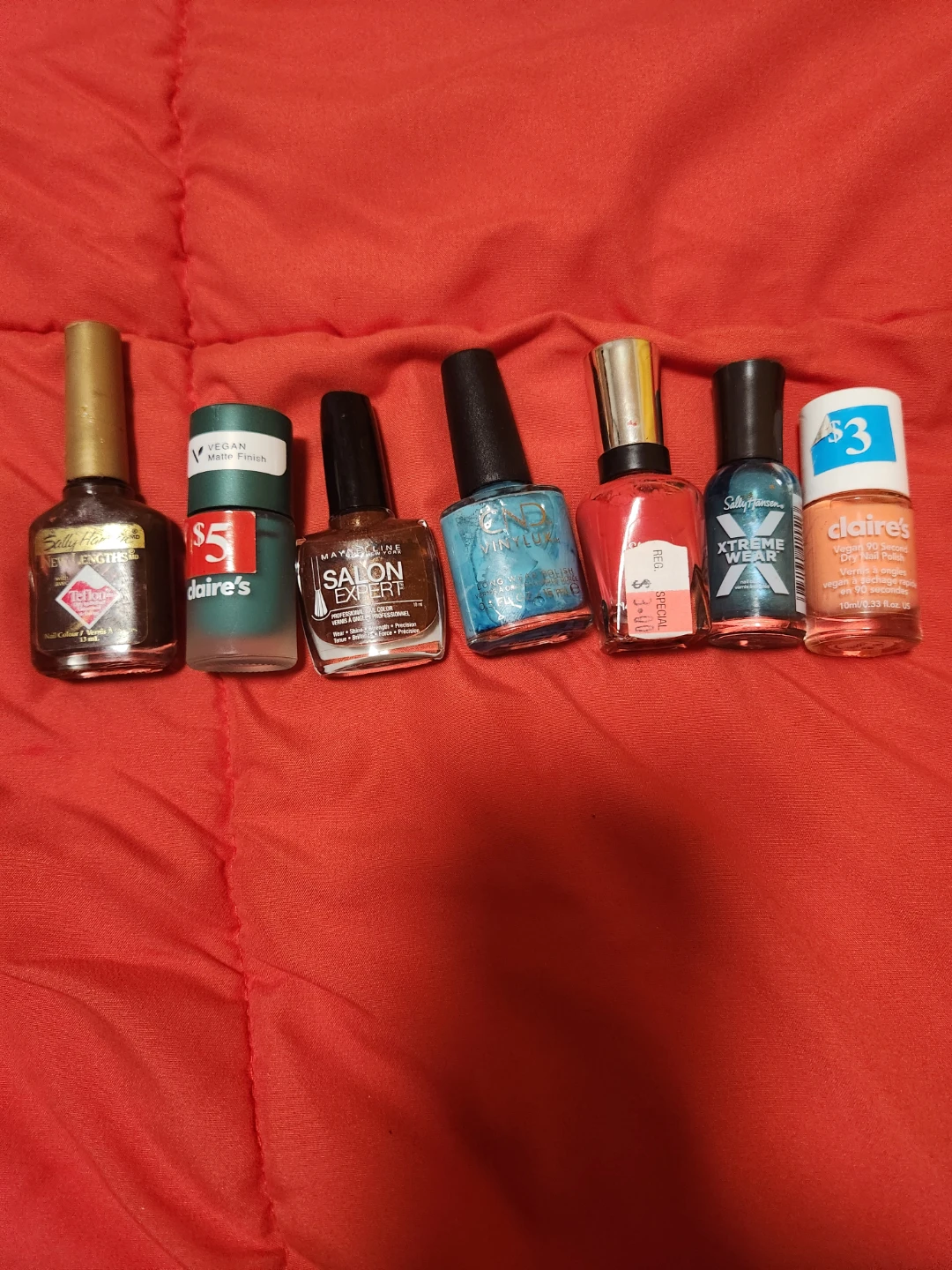 Bundle of Nail Polishes: Sally Hansen, Maybelline, Claire's