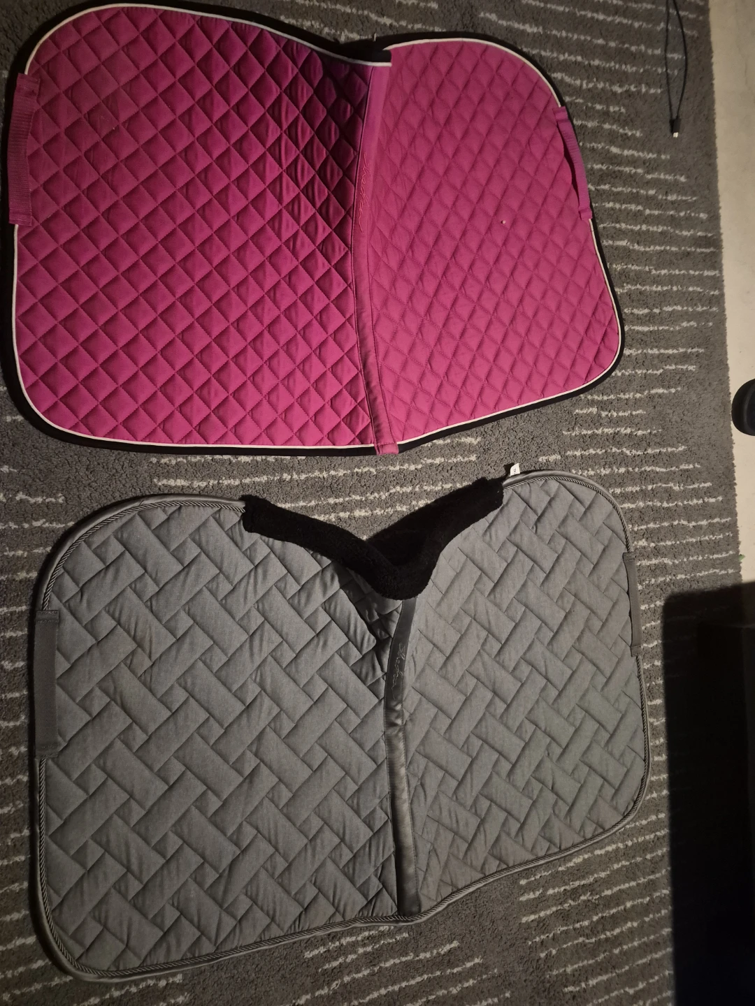 Shedrow Saddle Pad Set - Pink and Grey