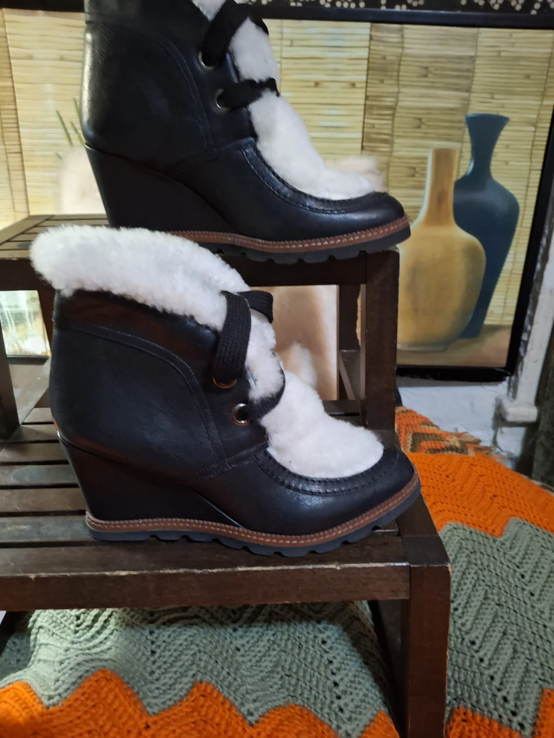 Ladies  wedge heel boots - photo 2