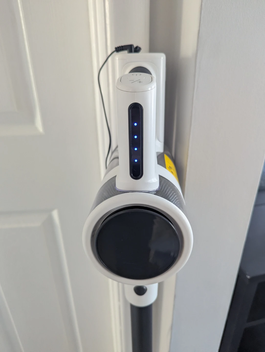 P11 Cordless Vacuum Cleaner - photo 2