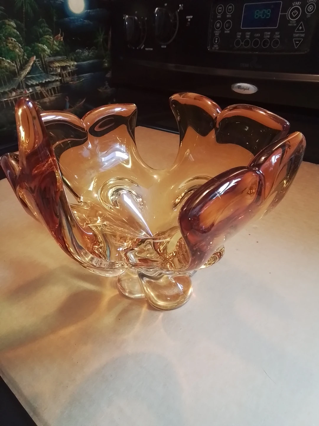 Vintage Chalet Canada Art Glass Splash Bowl 8x8"