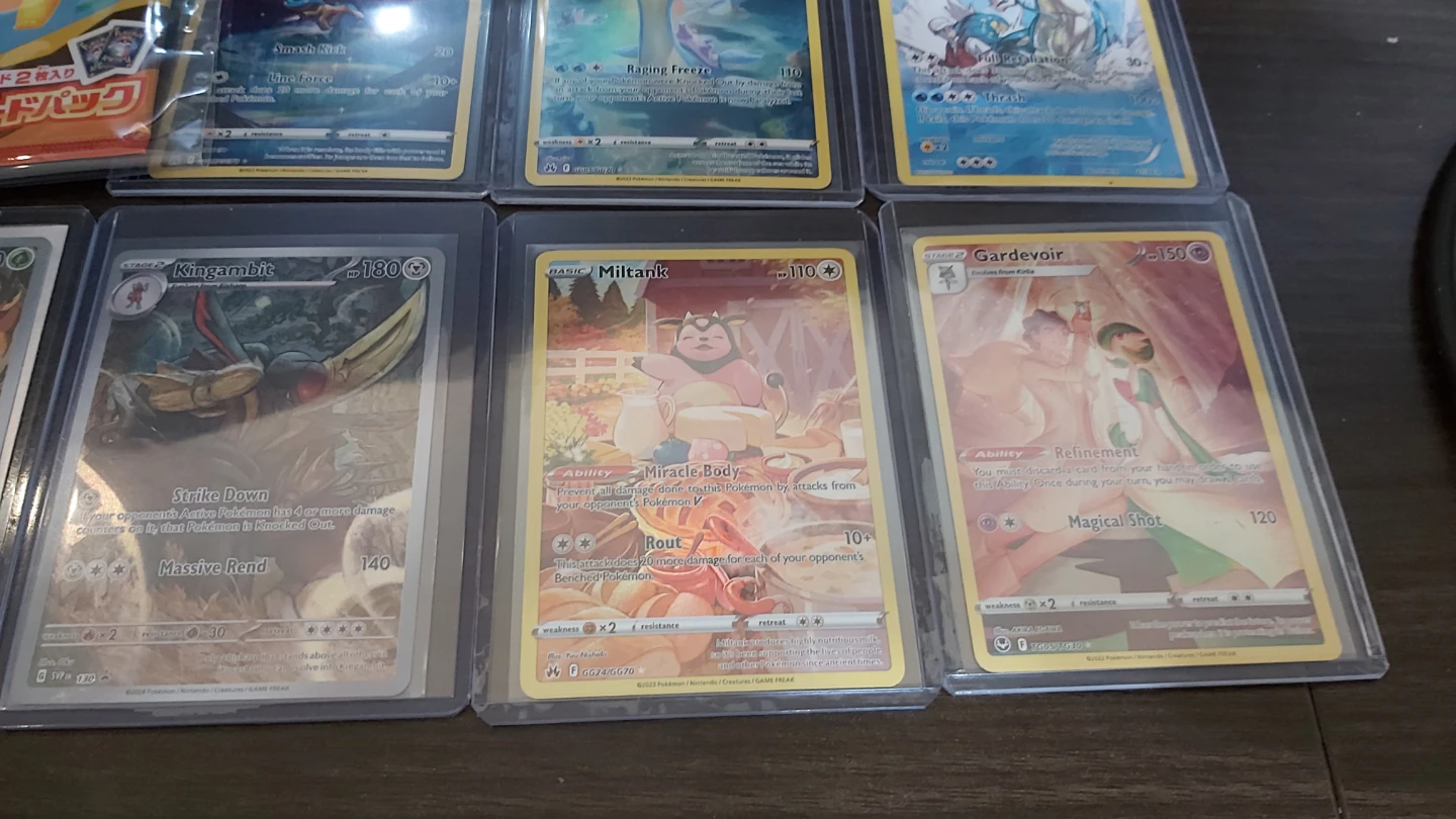 Pokemon Singles McDonald's Pikachu Crown Zenith Pikachu - photo 3