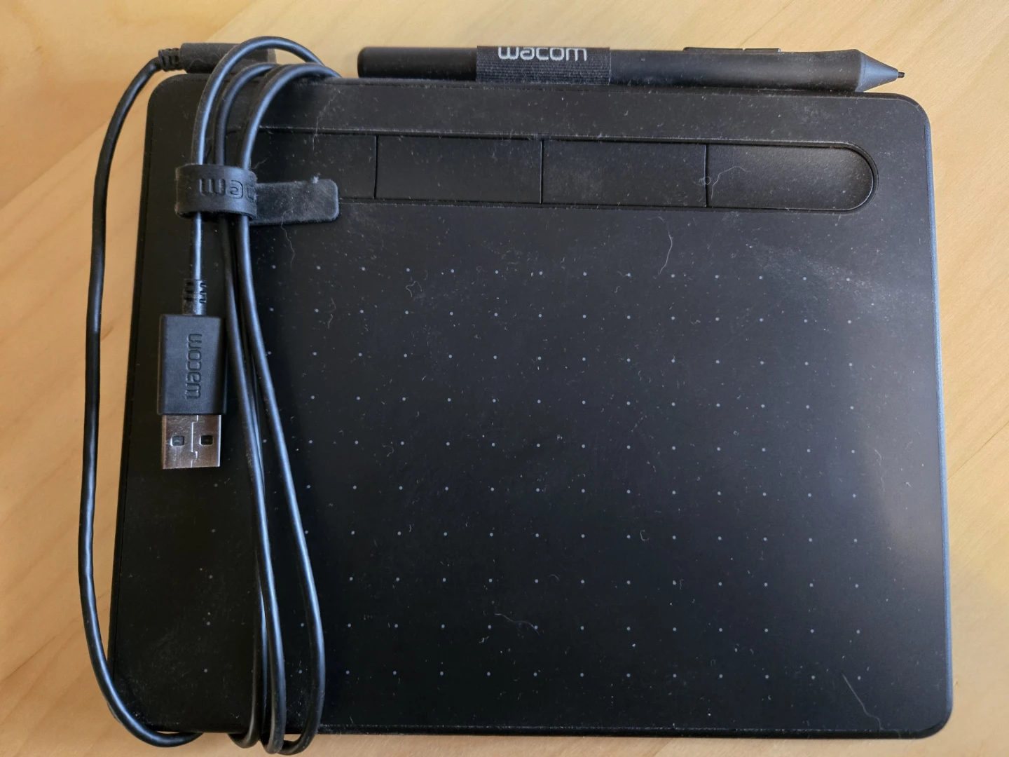 Wacom Intuos Draw Digital Graphics Tablet with Pen