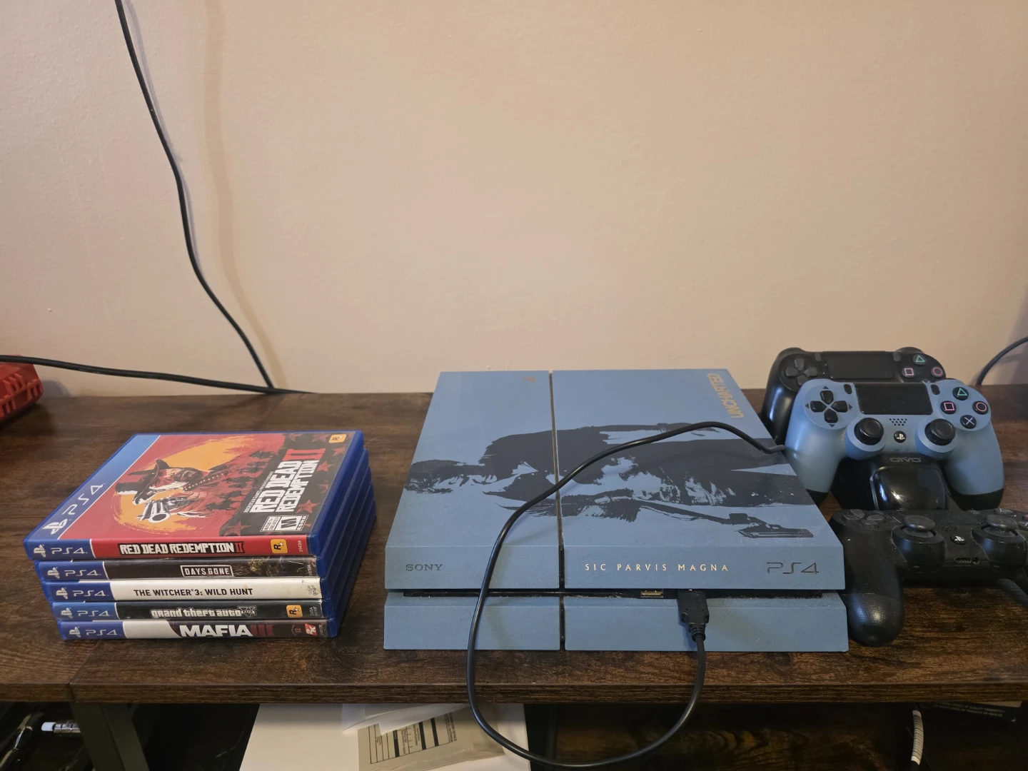 Sony PlayStation 4 Uncharted Edition