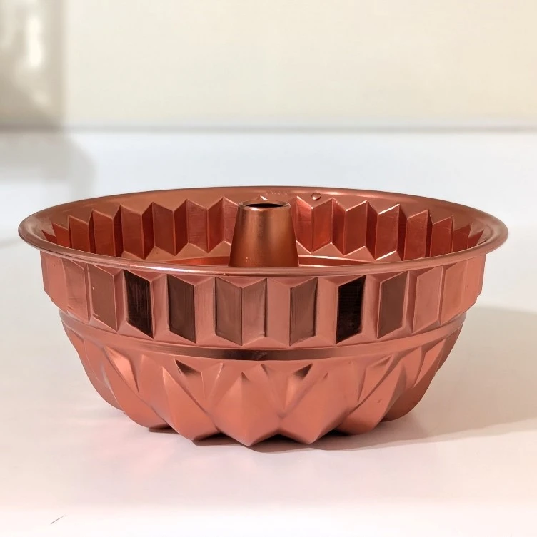 Vintage Copper Tone Jello Mold - 9 Cups w/ hanging ring - photo 2