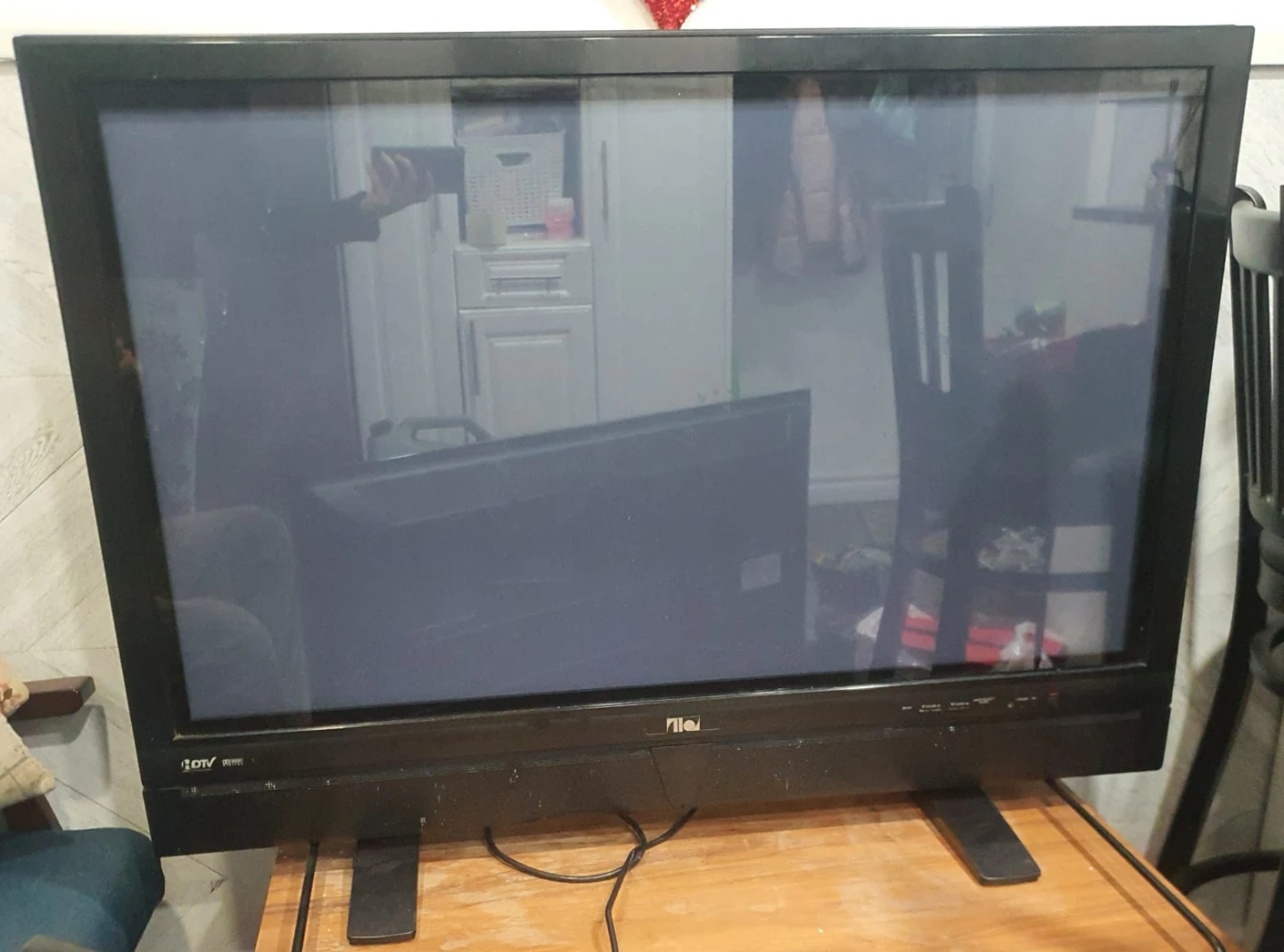 Filo Tv- 43 inches