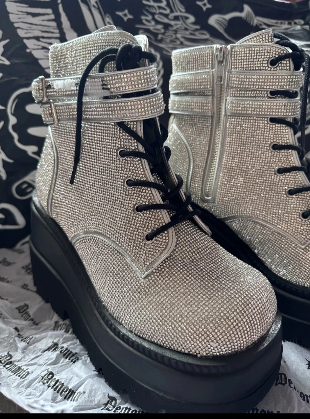 Demonia SO-SHAKER-52 Platform Boots
