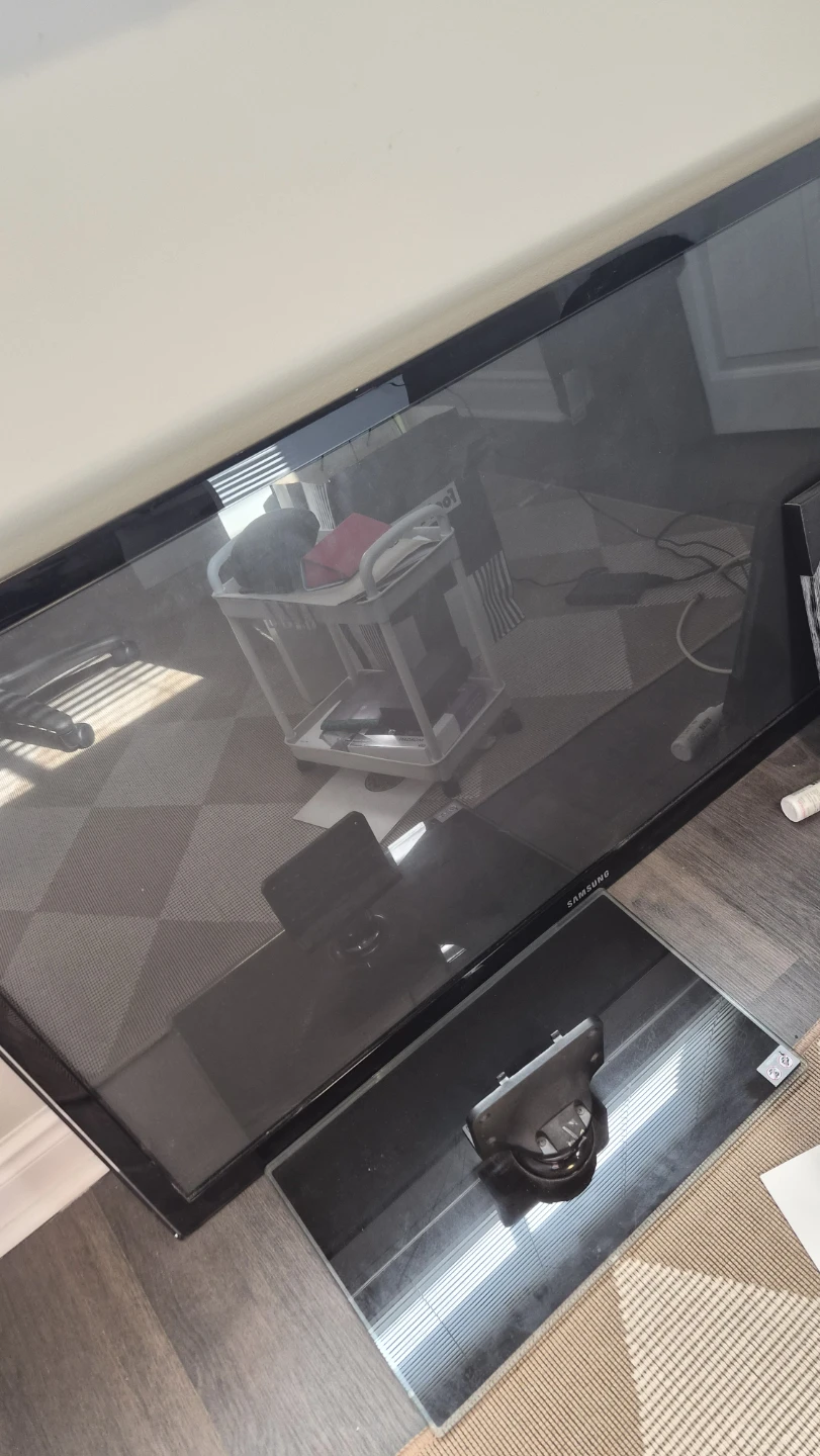 Samsung 50" 3D TV 🧡