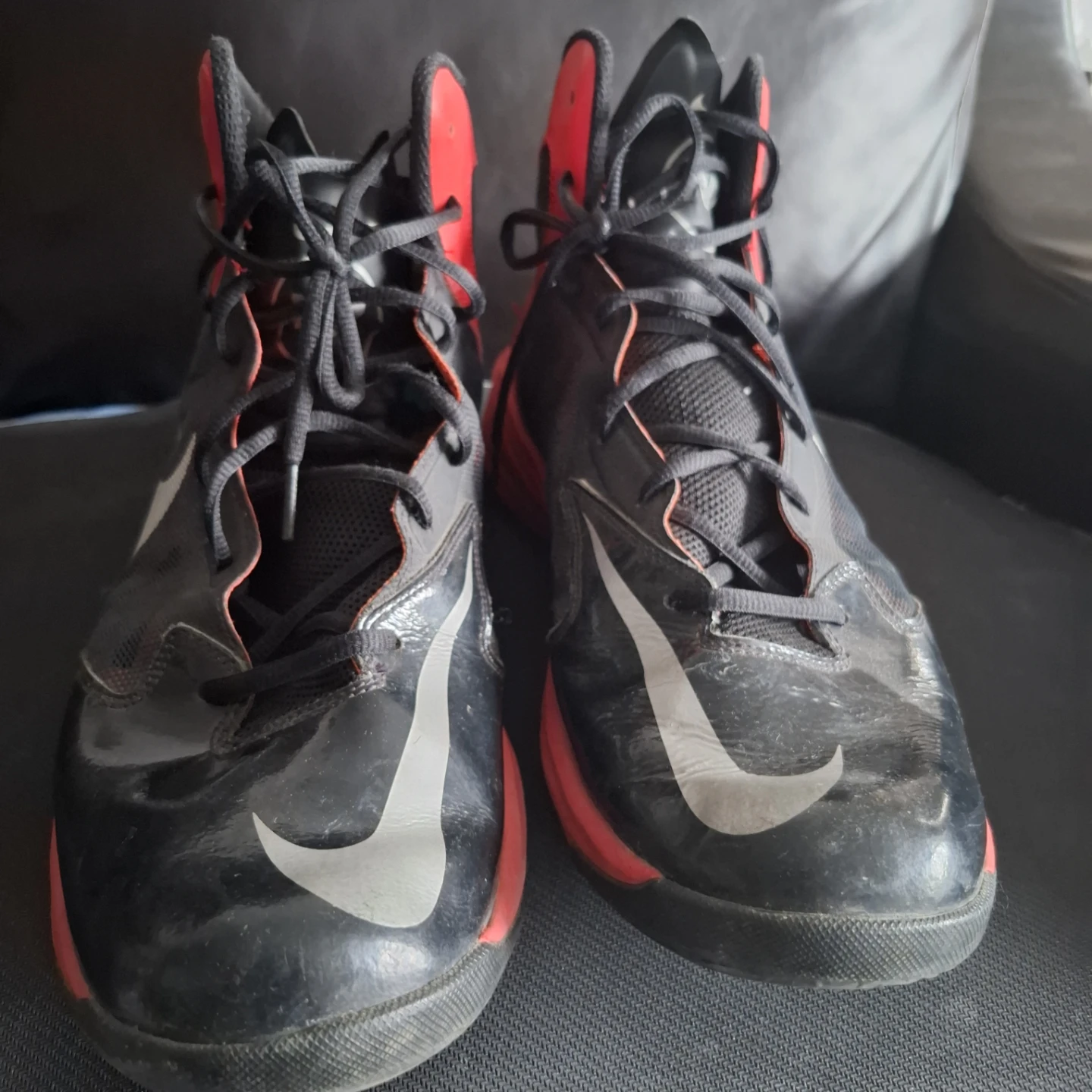 Nike Basketball Shoes - Black/Red Size 13