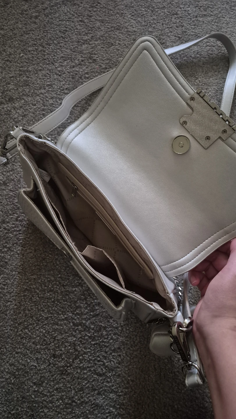 Steve Madden Silver Shoulder Bag with Detachable Pouch - photo 3
