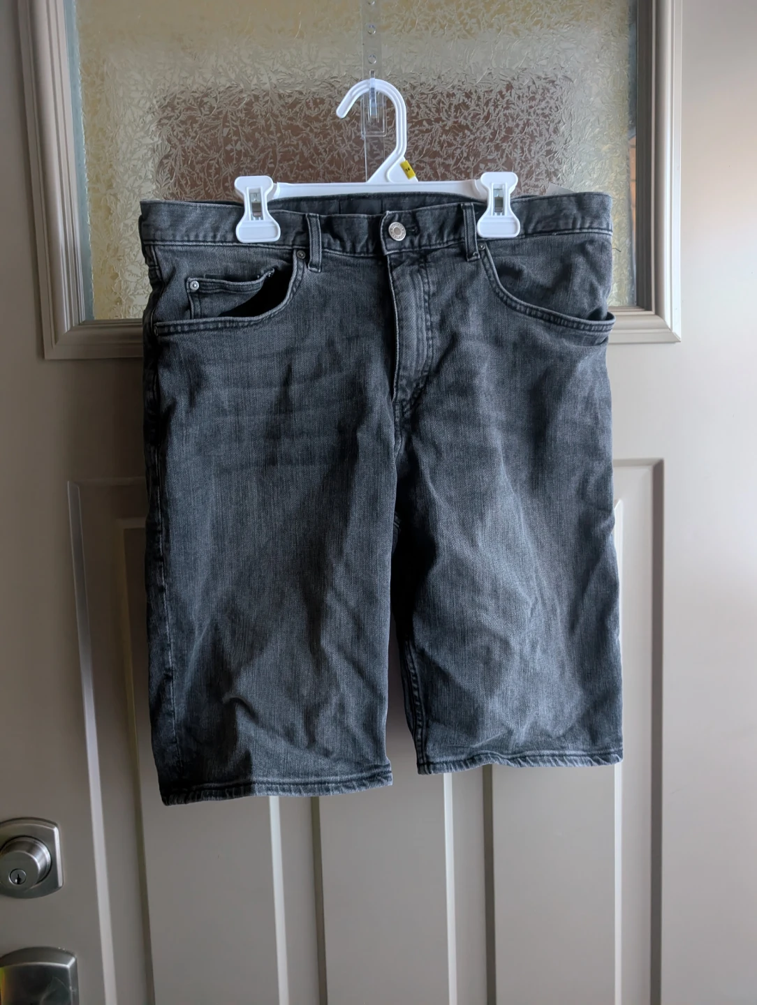 Mens sz 32 H&M Jean shorts