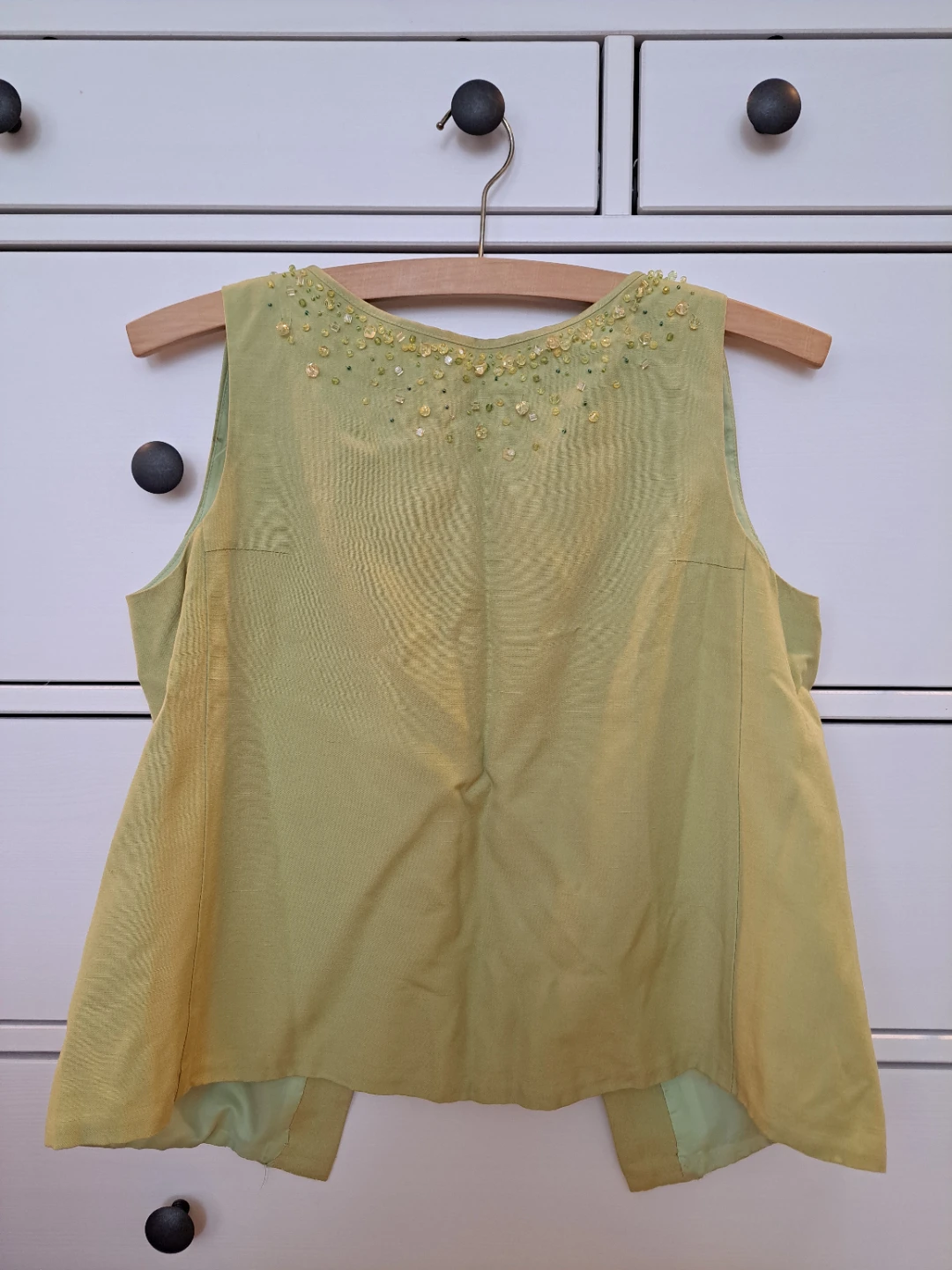 O,2nd Women's Sleeveless Beaded Top - Light Green