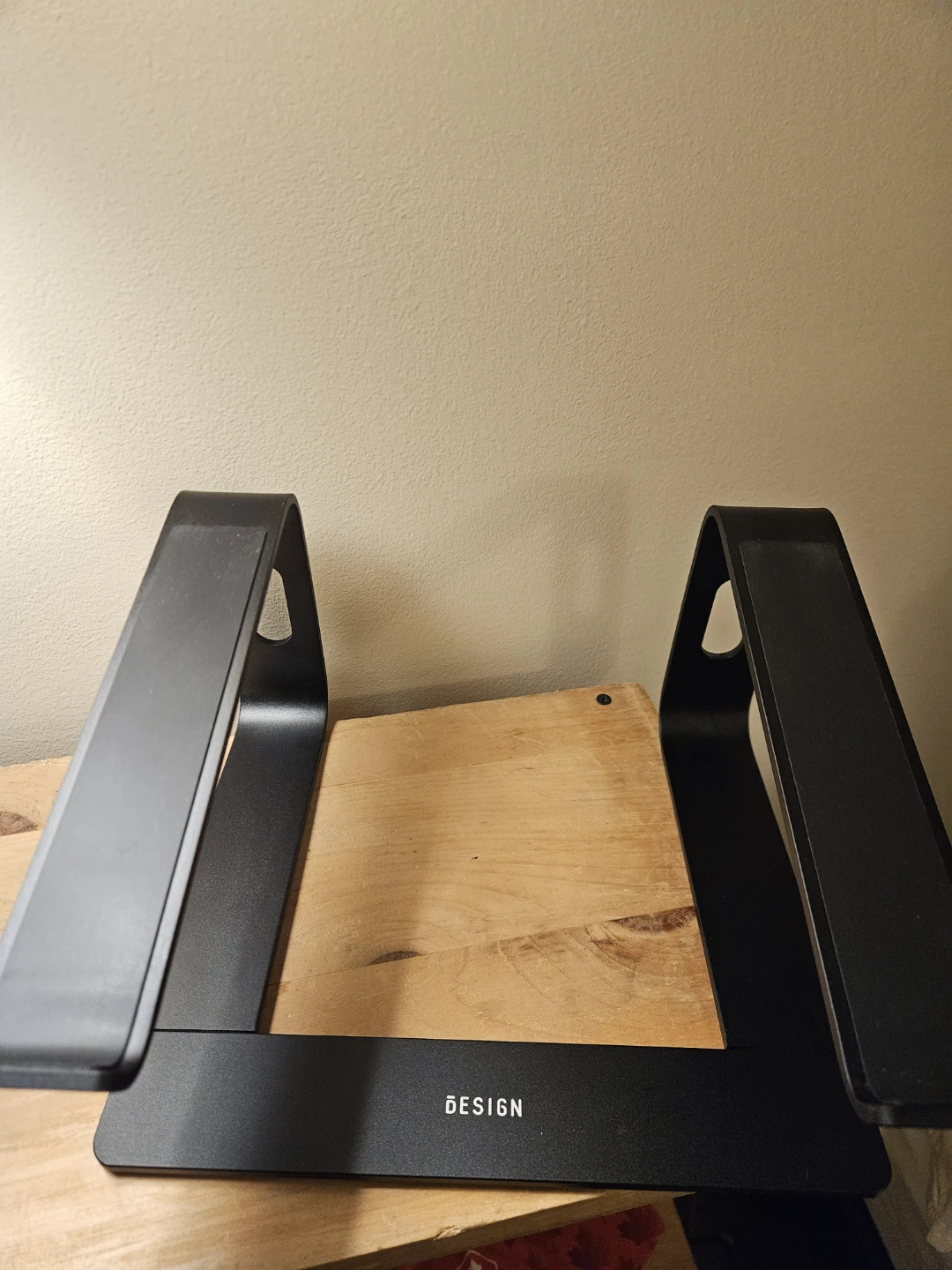 Black Laptop Stand - photo 2