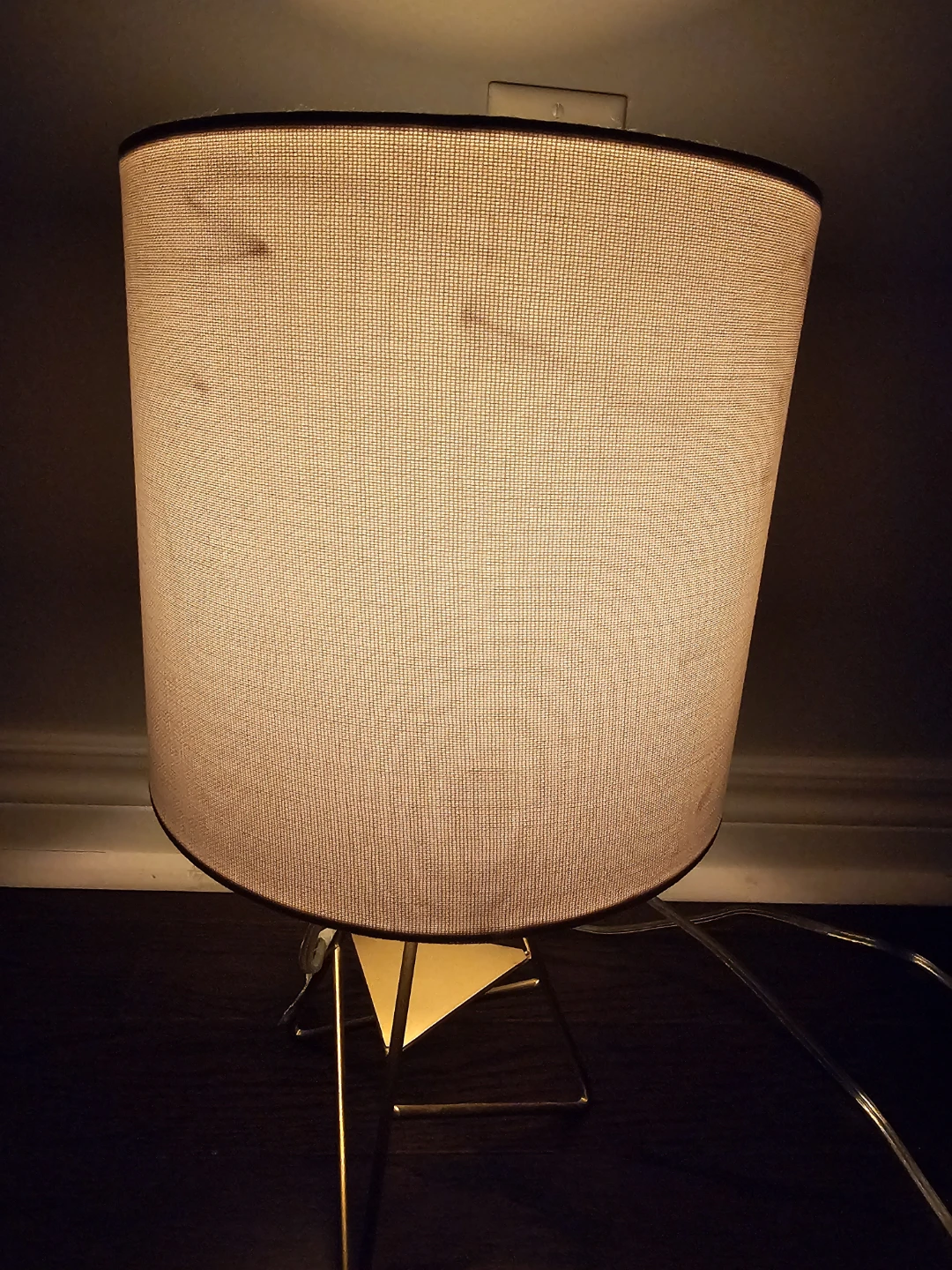 Gold Geometric Tripod Table Lamp with Fabric Shade - photo 2