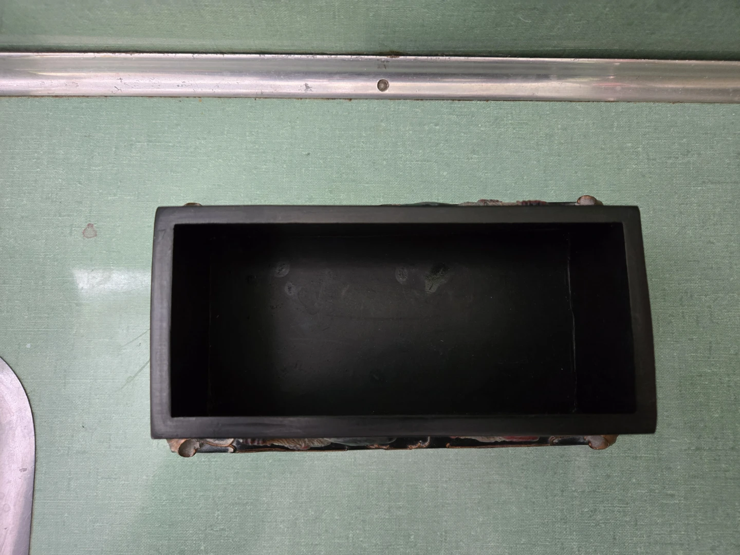 Small Rectangular Rooster Storage Container - photo 3