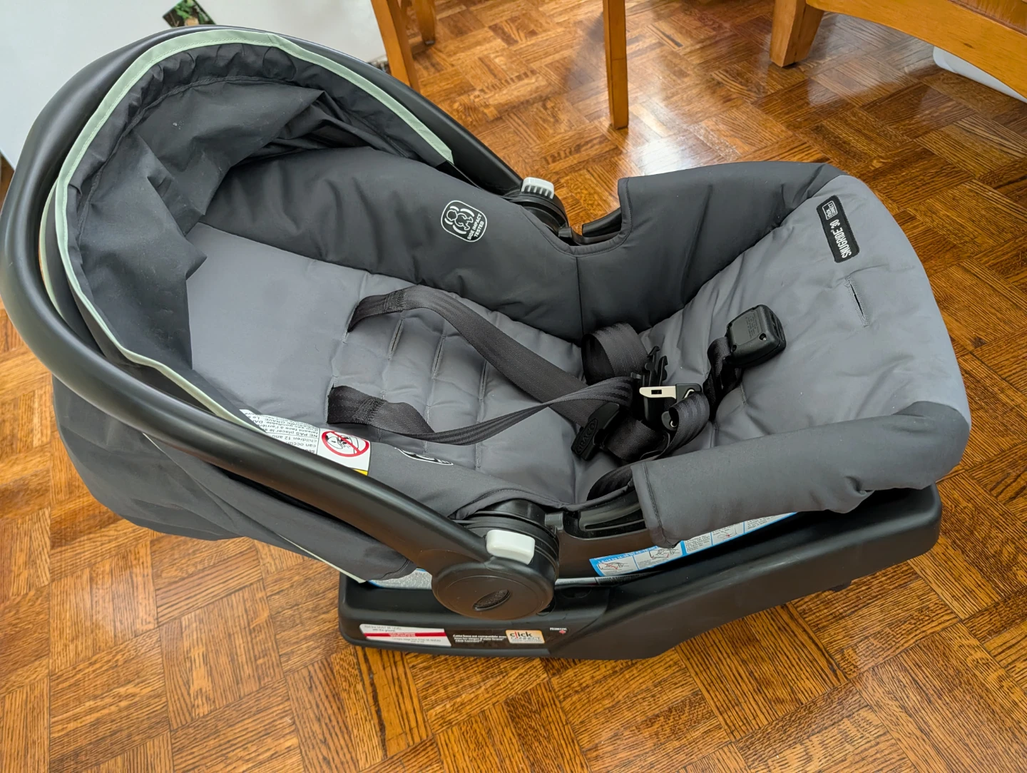 Graco SnugRide 30 Infant Car Seat - photo 2