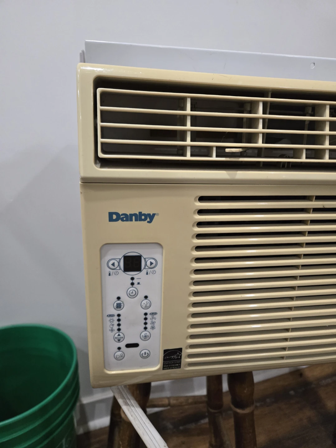 Danby Air Conditioner - photo 2