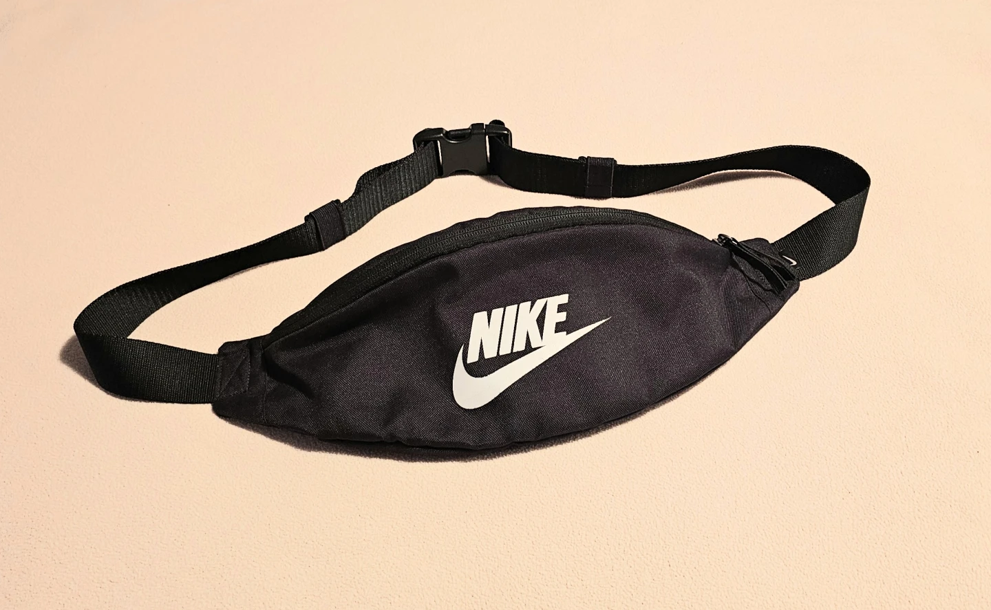 Nike Fanny Pack/Waist Bag Black $9