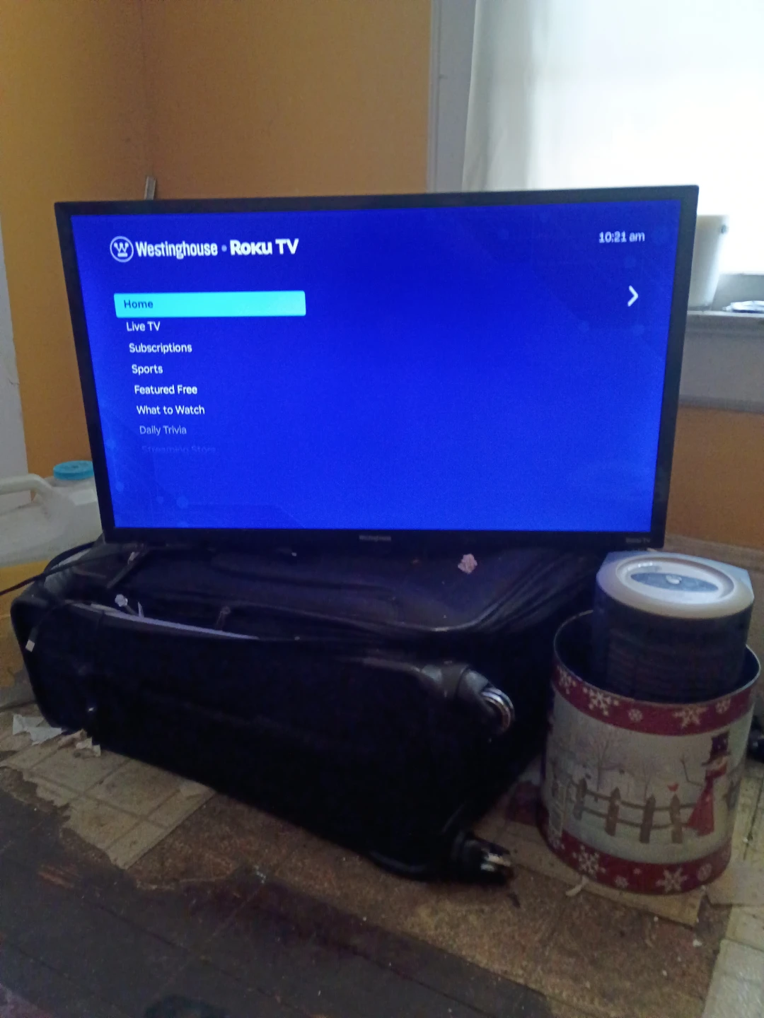 Westinghouse Roku TV - photo 2