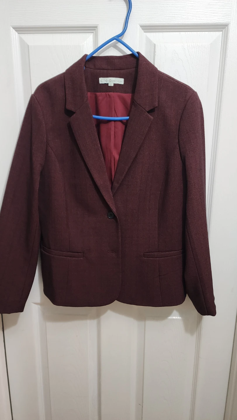 Cleo Petites Burgundy Blazer