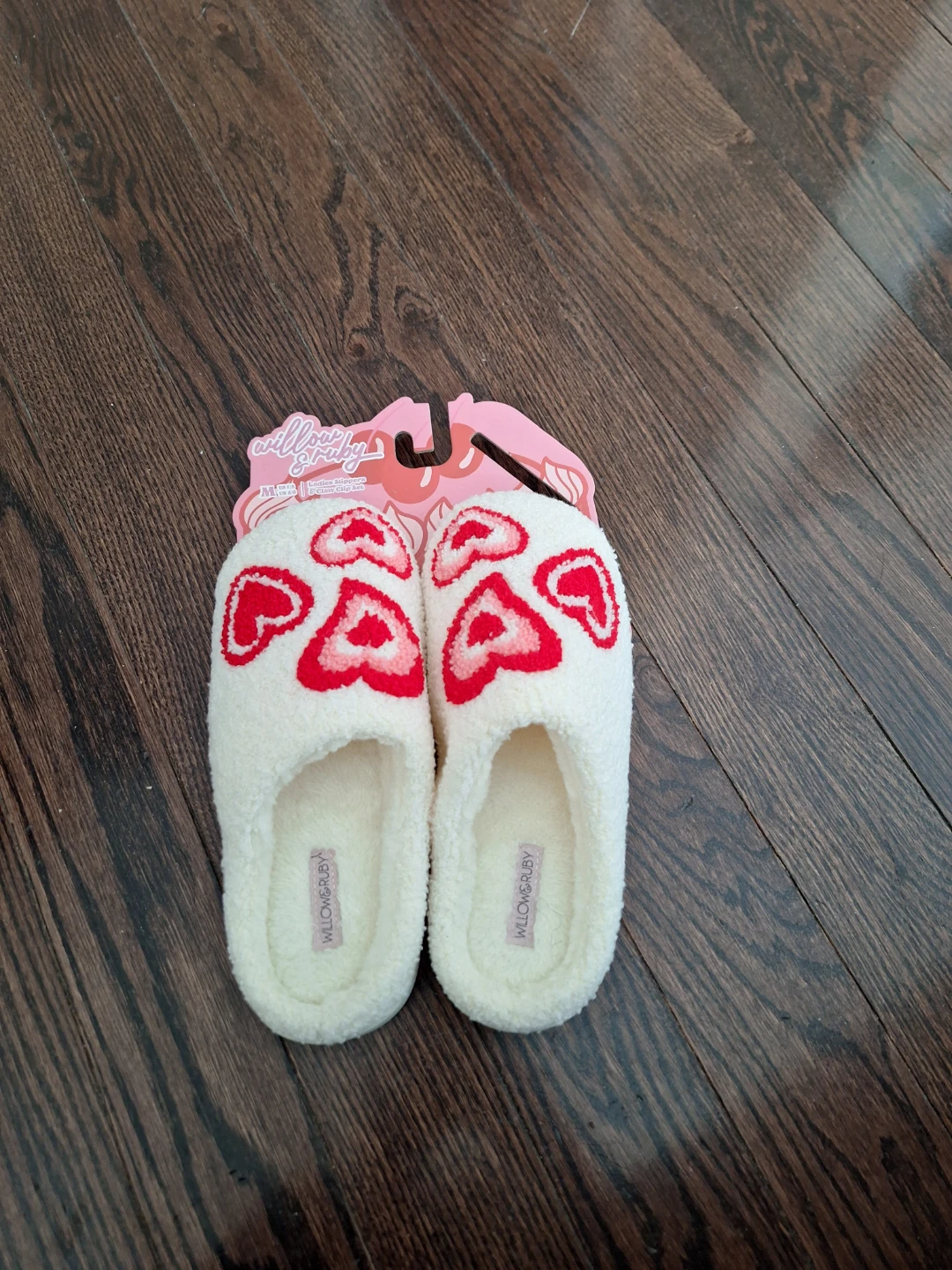 Willow & Ruby Cream Heart Slippers - Size M