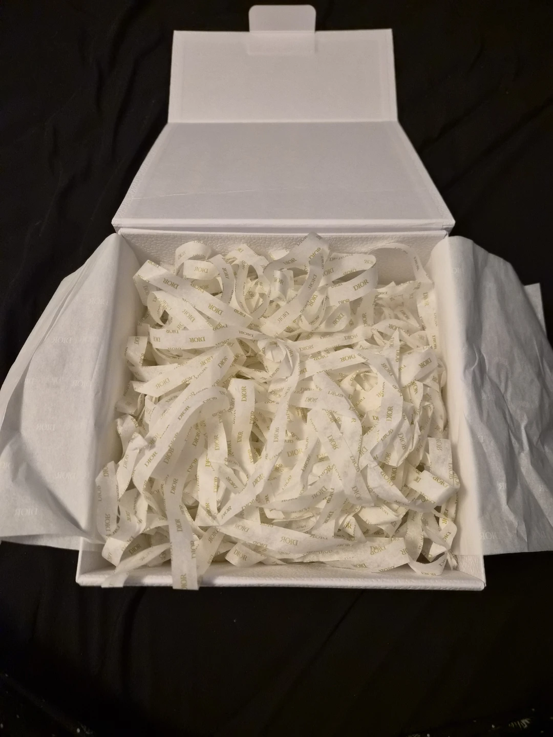 Dior Gift Box with Tissue Paper - photo 3