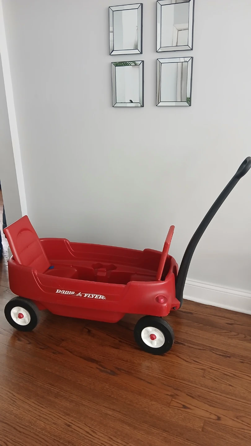 Radio Flyer Red Wagon - photo 2