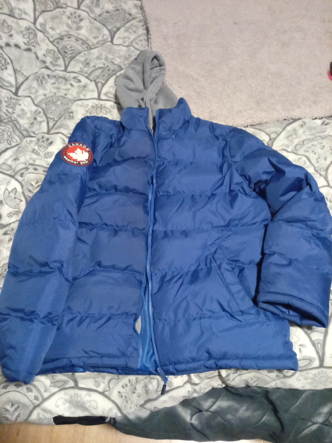 Canada Weather Gear Blue Puffer Jacket