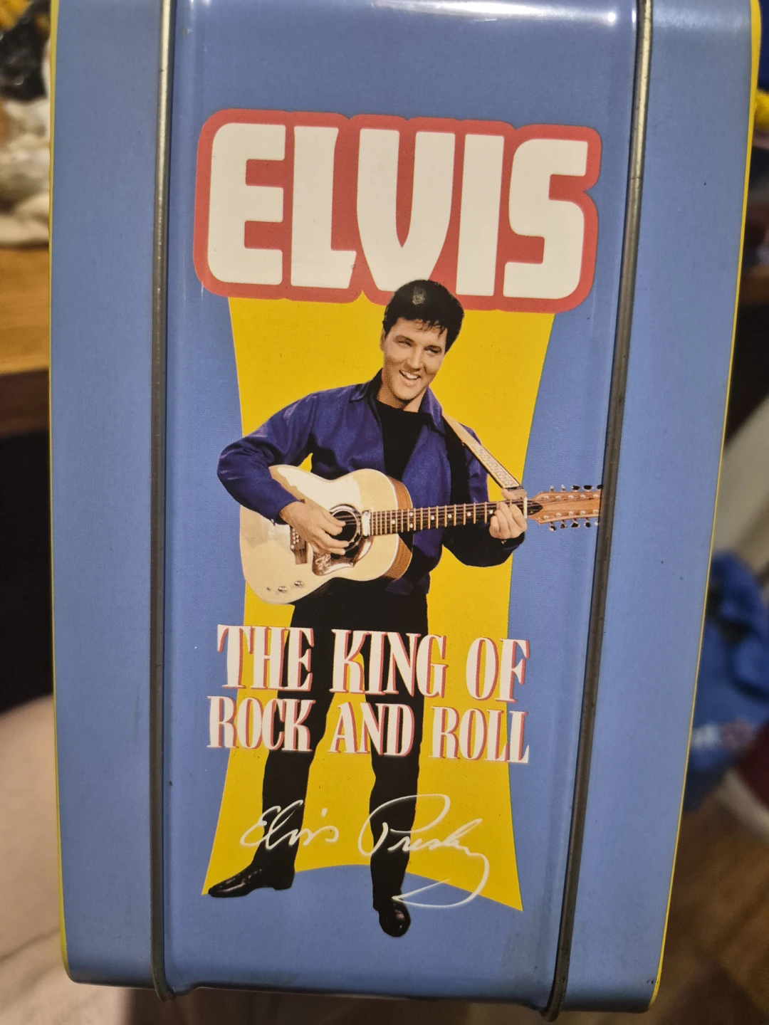 Elvis "The King of Rock and Roll" Tin Lunch Box - photo 3