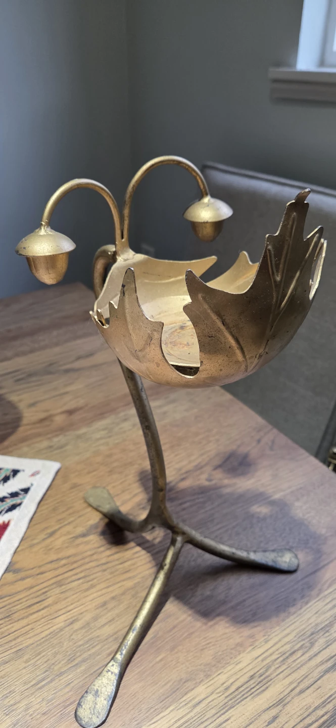 Gold coloured decorative items - photo 3