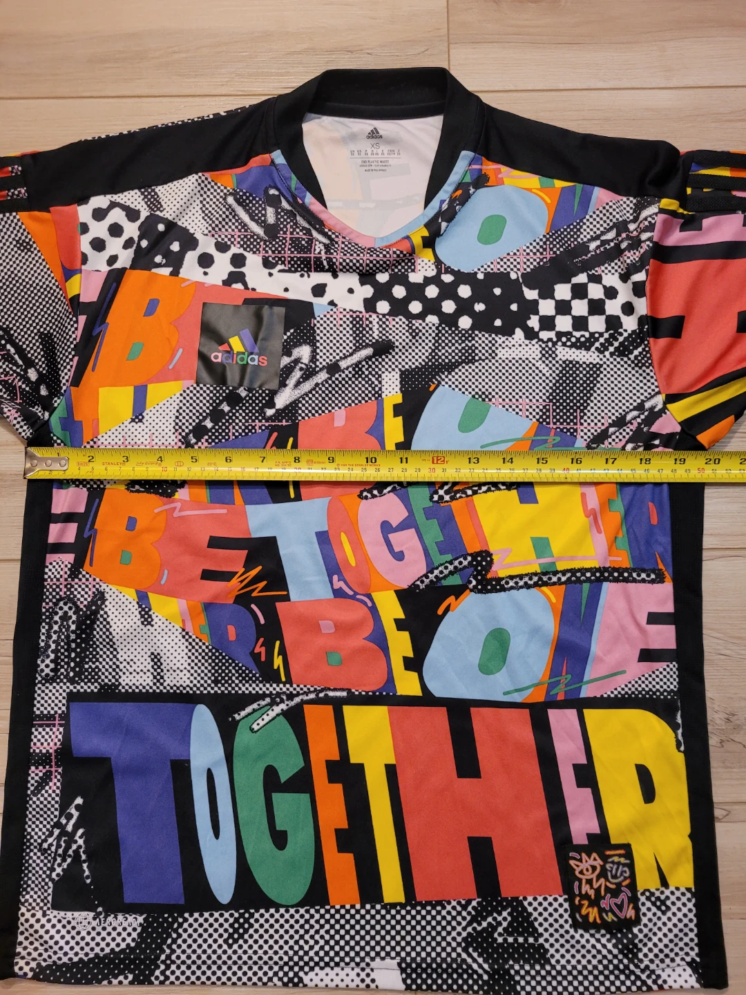Adidas Pop Art Design Short Sleeve Mens Size XS - photo 3