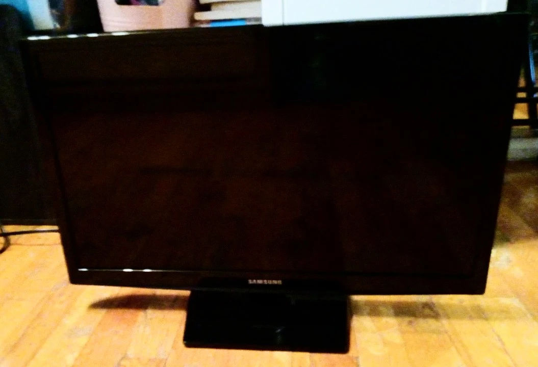 Samsung TV - photo 2