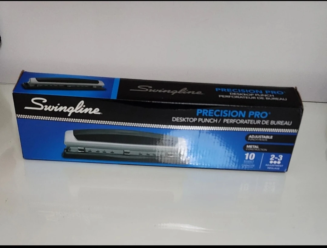 Swingline Precision Pro Desktop Punch