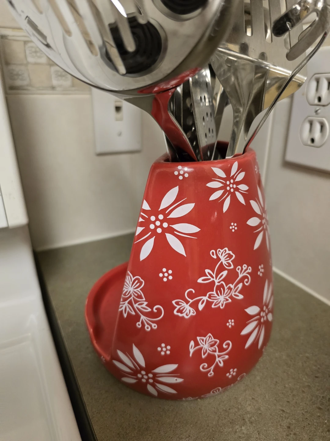 Red Floral Utensil Holder with "Meals & Memories Made Here" - photo 3
