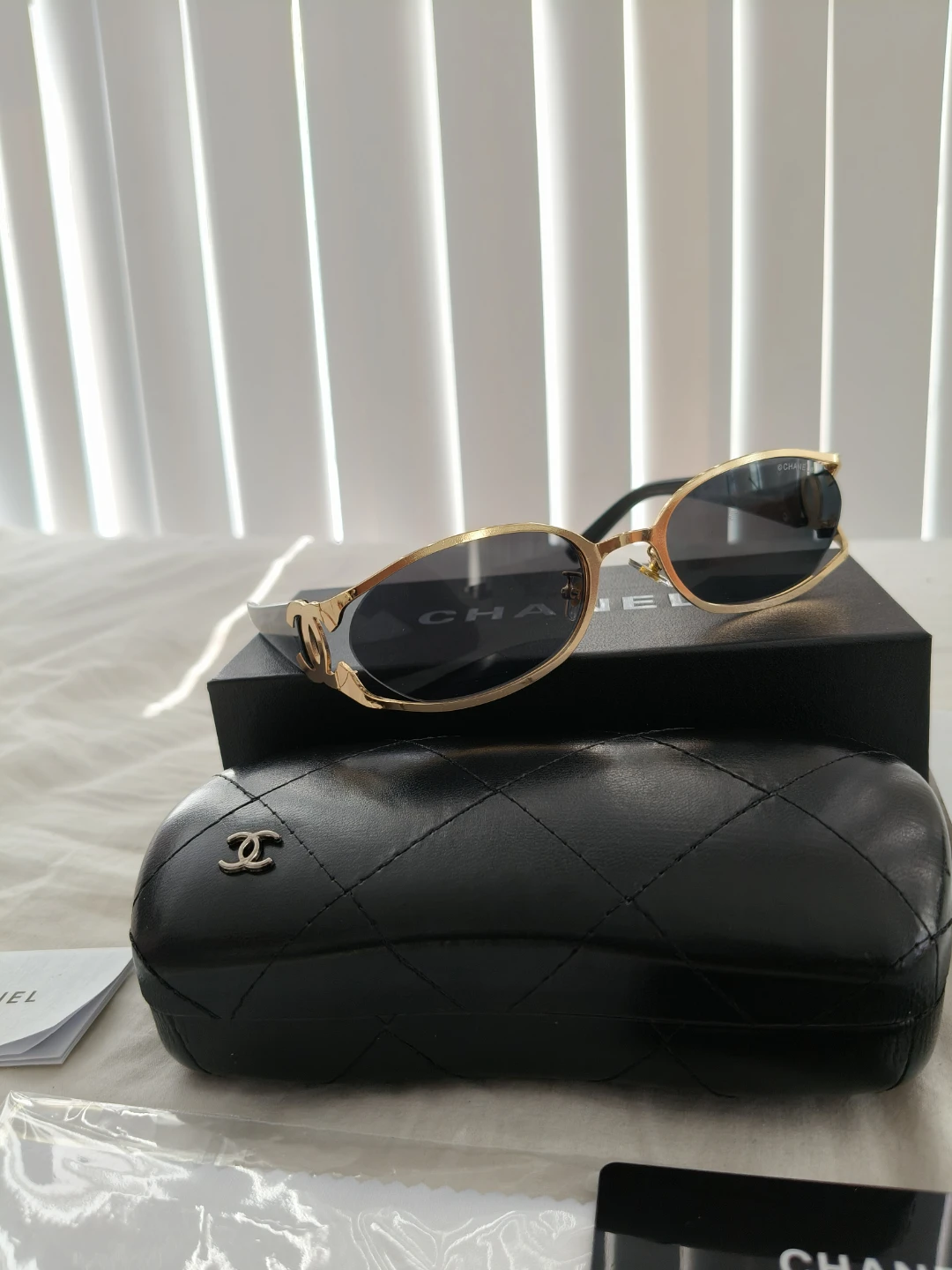 CHANEL Oval Sunglasses - photo 3