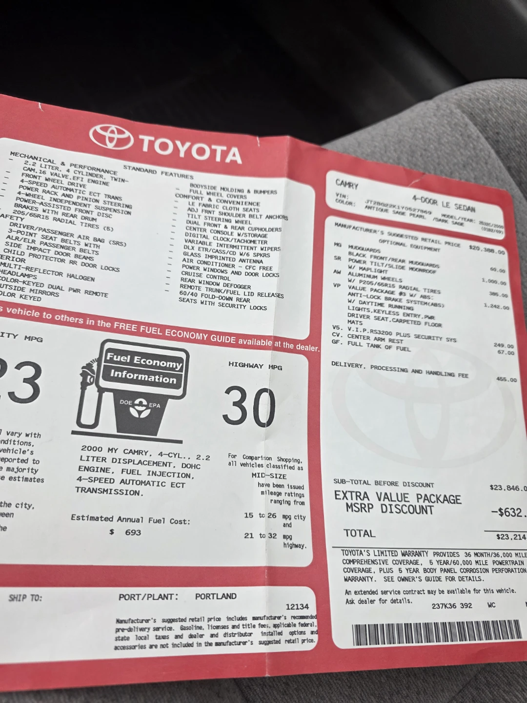 2000 Toyota Camry LE Sedan