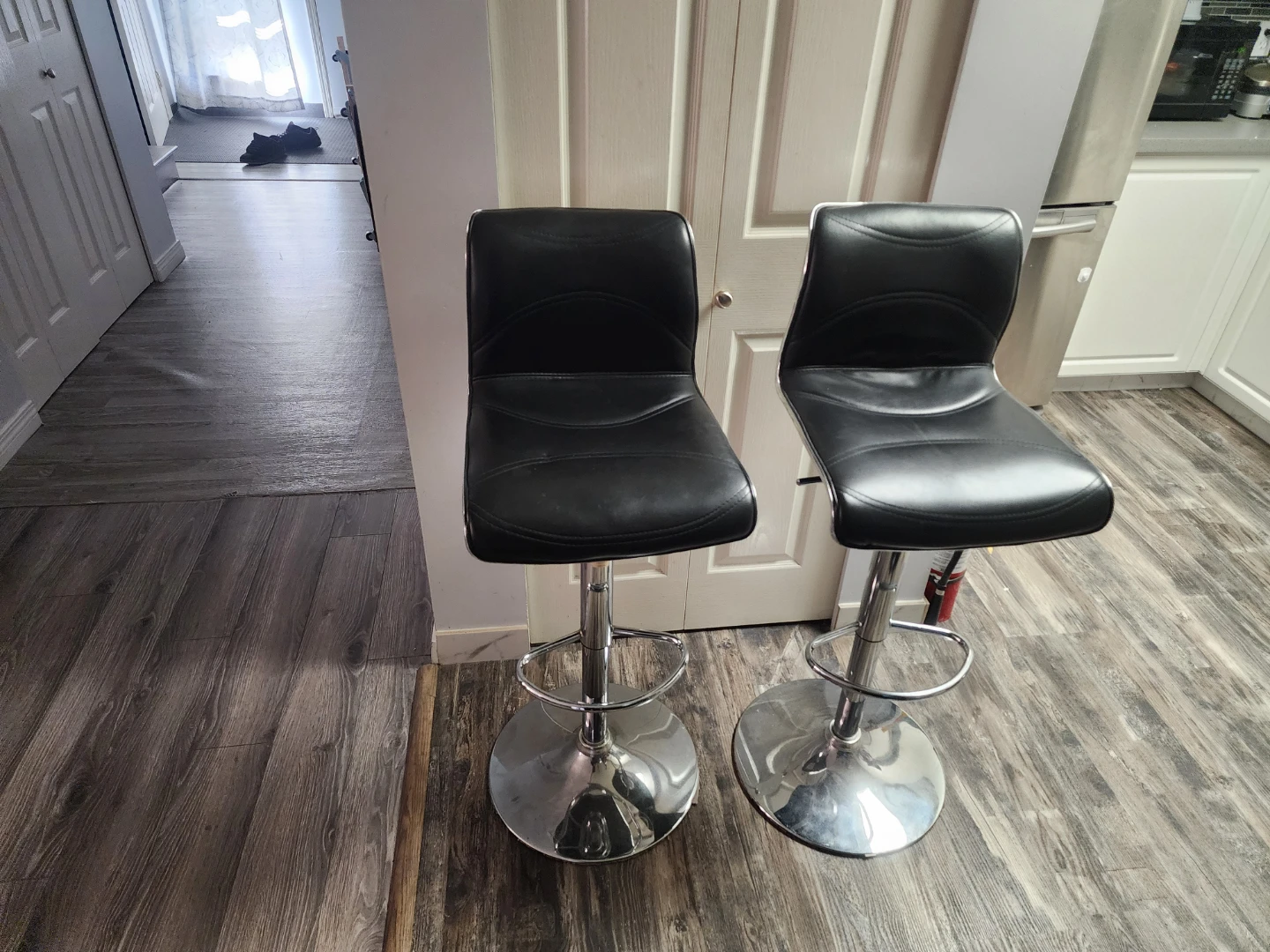 Set of 2 Black Adjustable Bar Stools